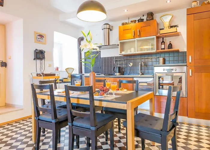 Midsummer Night's Dream Apartman *