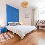 Midsummer Night's Dream Apartman *